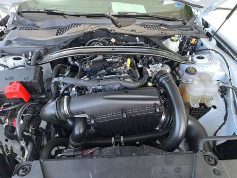 Used 2025 Ford Mustang Premium RWD image 31