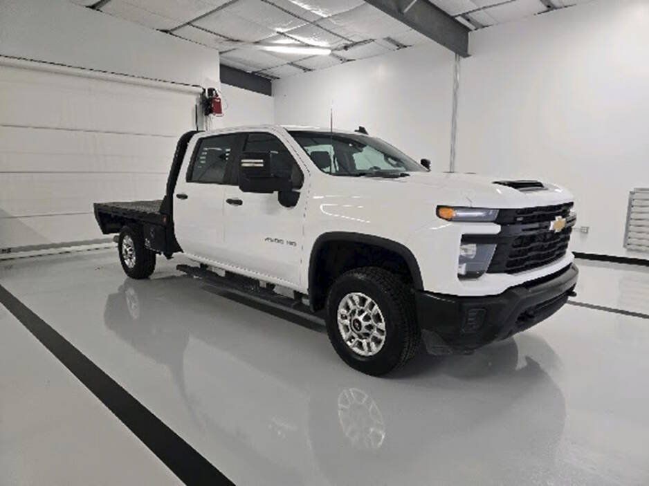 Used 2024 Chevrolet Silverado 2500 W/T w/ WT Fleet Convenience Package AWD/4WD image 3