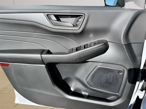 New 2026 Ford Escape Active w/ Cold Weather Package image 25