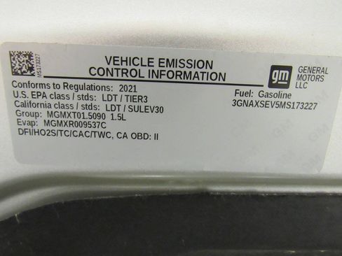 Used 2021 Chevrolet Equinox LS w/ LS Convenience Package image 25