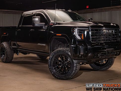 Used 2024 GMC Sierra 2500 AT4 w/ AT4 Premium Plus Package AWD/4WD image 1
