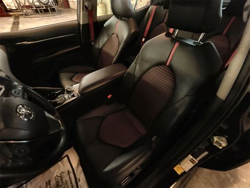 Used 2020 Toyota Camry TRD image 10