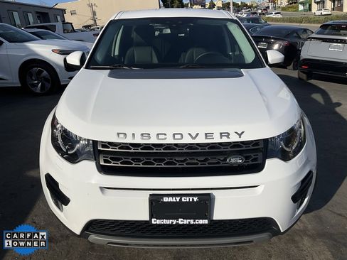 Used 2019 Land Rover Discovery Sport SE image 2