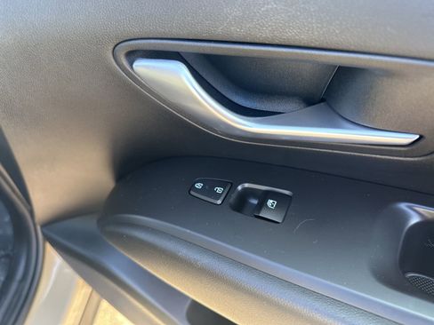 Used 2023 Hyundai Santa Cruz SEL Premium image 32