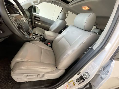 Used 2021 Toyota Sequoia Limited AWD/4WD image 11