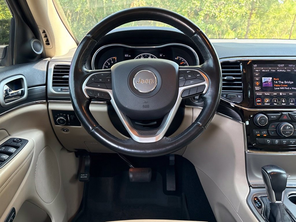 Used 2020 Jeep Grand Cherokee Limited AWD/4WD image 34