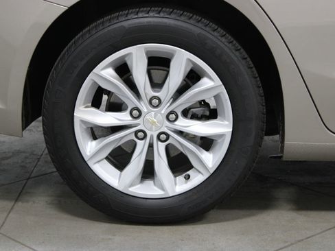 Used 2023 Chevrolet Malibu LT image 13