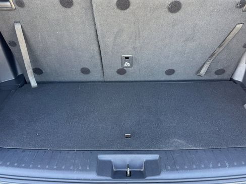 Used 2021 Toyota Highlander XLE AWD/4WD image 17