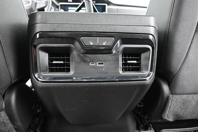 Used 2022 GMC Sierra 1500 AT4 w/ AT4 Premium Package AWD/4WD image 19