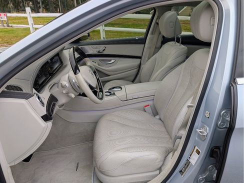 Used 2016 Mercedes-Benz S 550 4MATIC Sedan w/ Premium Package image 14