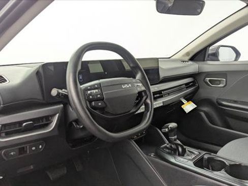 Used 2025 Kia K4 FWD image 24