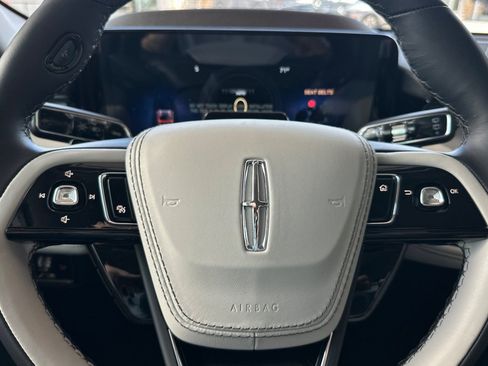 New 2026 Lincoln Aviator Reserve AWD/4WD image 23