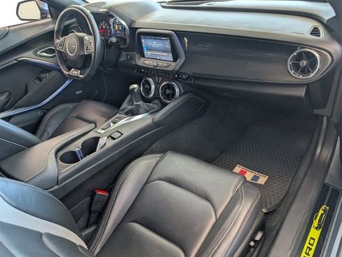 Certified 2021 Chevrolet Camaro LT RWD image 13