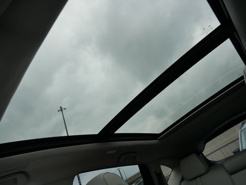 Certified 2025 Acura RDX SH-AWD w/ Technology Package image 32