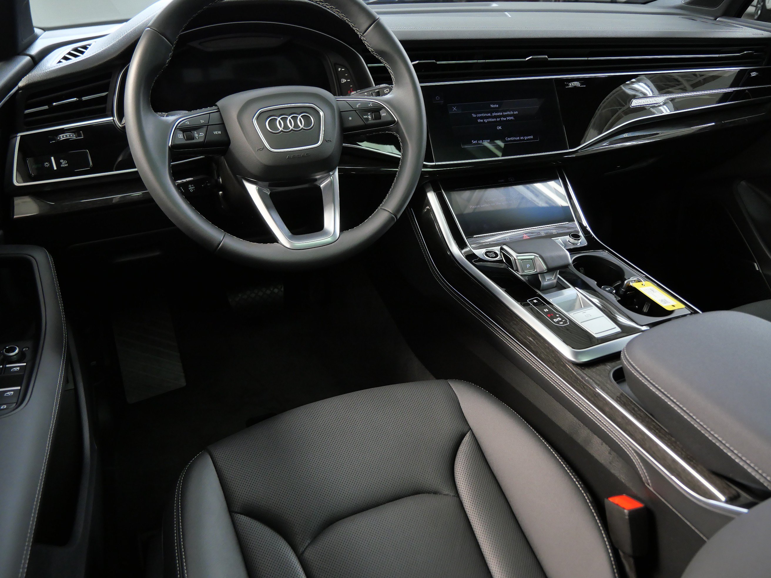 Used 2026 Audi Q7 3.0T Premium Plus w/ Premium Plus Package AWD/4WD image 2