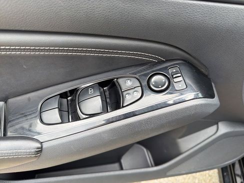 Used 2023 Nissan Altima 2.5 SL FWD image 24