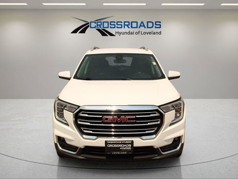 Used 2022 GMC Terrain SLT image 8
