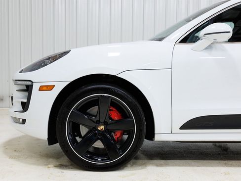 Used 2018 Porsche Macan GTS image 27