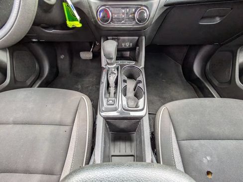 Used 2023 Chevrolet TrailBlazer LS FWD image 20