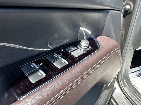 New 2025 MAZDA CX-5 Signature image 18