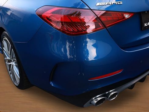 Used 2023 Mercedes-Benz C 43 AMG 4MATIC Sedan image 9