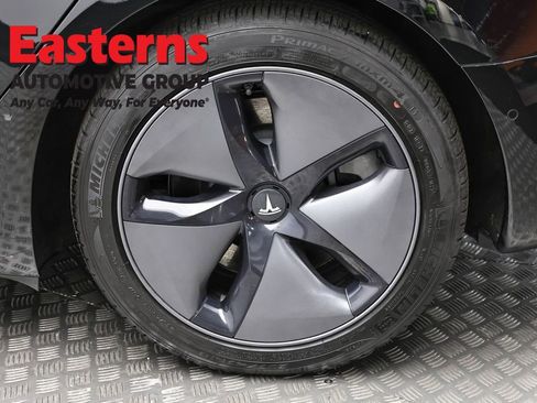 Used 2019 Tesla Model 3 Long Range image 8