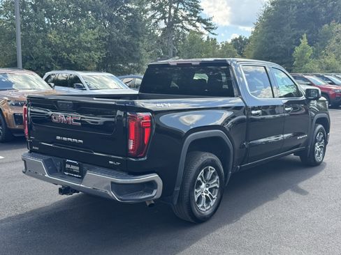 Used 2025 GMC Sierra 1500 SLT AWD/4WD image 5