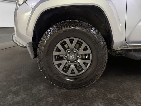 Used 2023 Toyota Tacoma SR5 AWD/4WD image 21