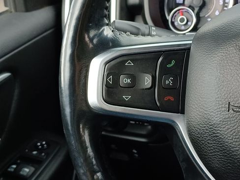 Used 2019 RAM 1500 Big Horn AWD/4WD image 16