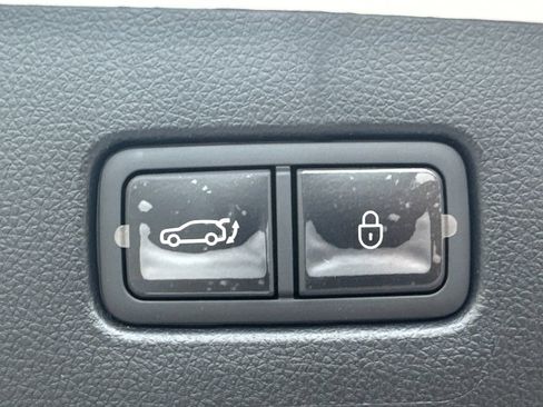 New 2026 Genesis GV70 2.5T Select AWD/4WD image 19