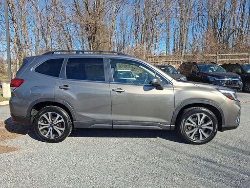 Used 2019 Subaru Forester Limited image 7