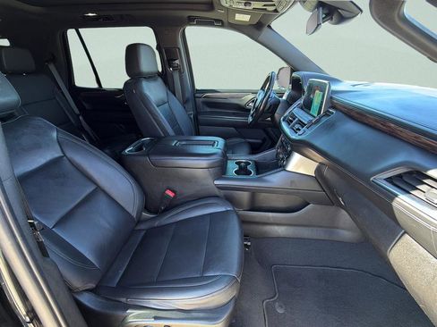 Used 2023 Chevrolet Tahoe Z71 AWD/4WD image 12