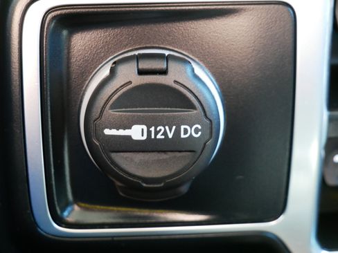 Used 2024 Jeep Wrangler Unlimited Sport AWD/4WD image 31