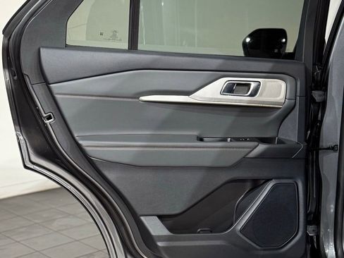 New 2026 Ford Explorer Active AWD/4WD image 48