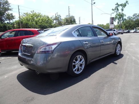 Used 2014 Nissan Maxima 3.5 SV w/ Technology Package image 11