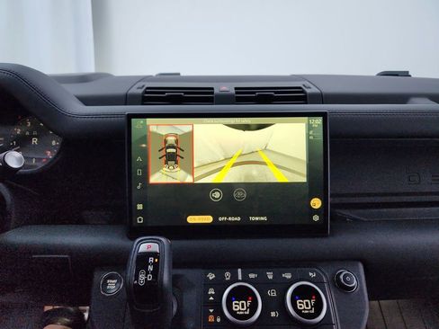 Used 2023 Land Rover Defender 110 V8 image 30