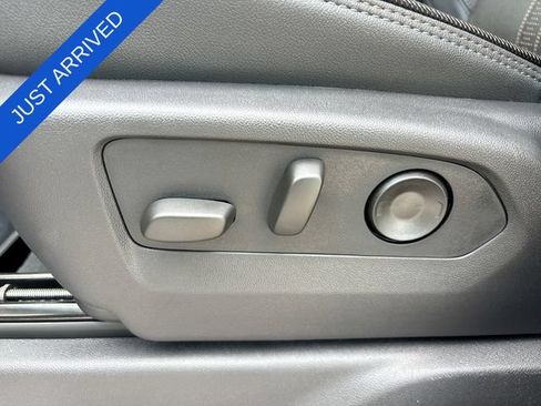 New 2026 Chevrolet Silverado 1500 High Country AWD/4WD image 12