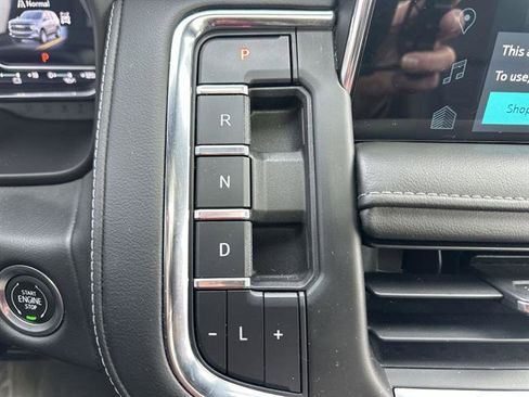 Used 2022 Chevrolet Tahoe LT w/ LT Signature Plus Package image 25