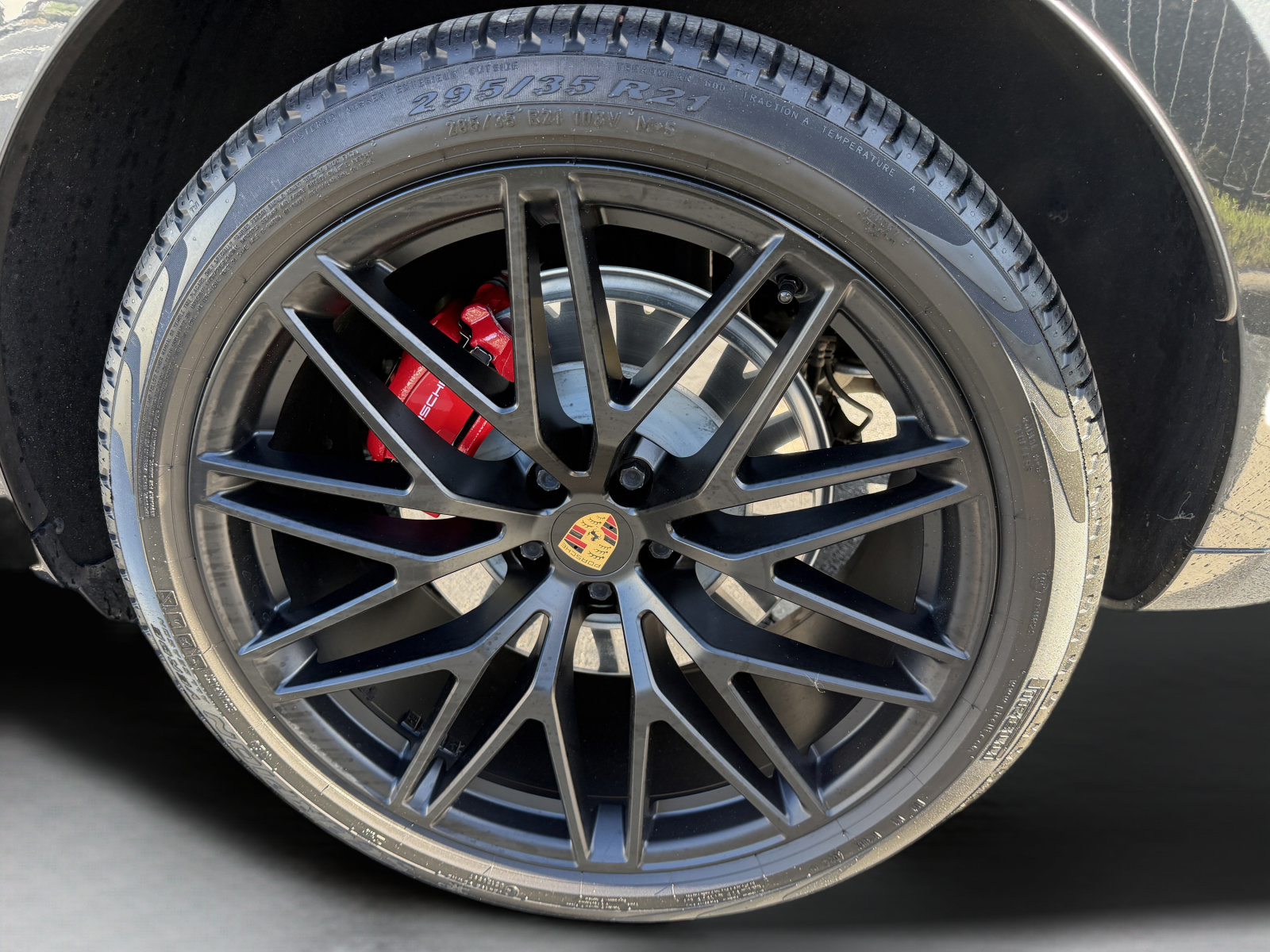 Certified 2023 Porsche Macan GTS AWD/4WD image 9