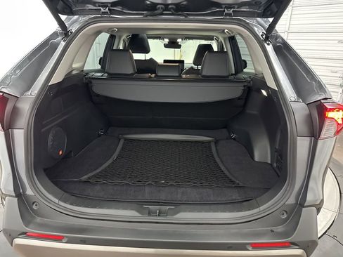 Used 2024 Toyota RAV4 Limited image 25