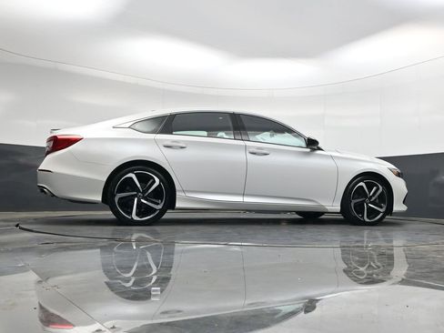 Used 2022 Honda Accord Sport image 36