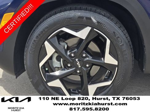 Certified 2024 Kia Seltos EX FWD image 19