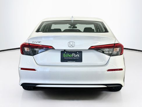 Used 2024 Honda Civic LX image 7