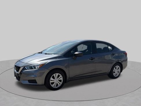 Used 2021 Nissan Versa S FWD image 1