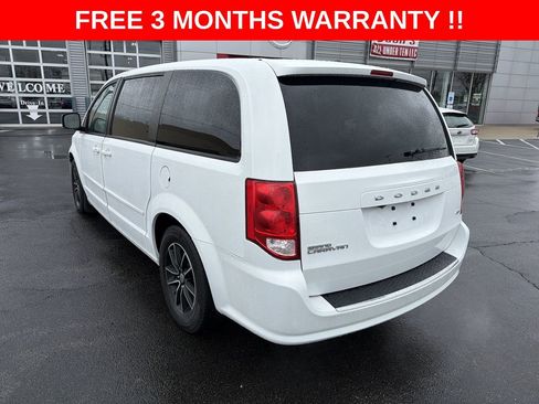 Used 2017 Dodge Grand Caravan GT image 29