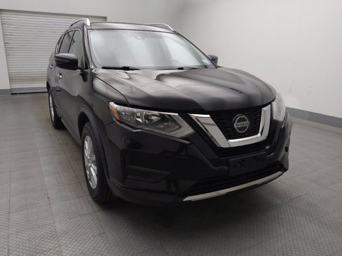 Used 2020 Nissan Rogue SV FWD image 14