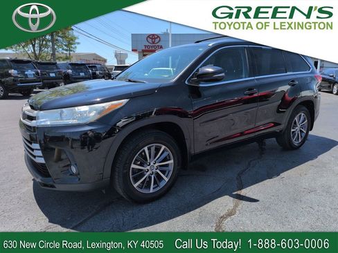 Used 2018 Toyota Highlander XLE AWD/4WD image 1