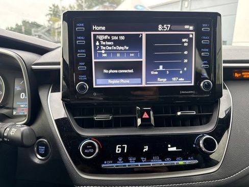 Used 2021 Toyota Corolla SE w/ Carpet Mat Package (TMS) FWD image 17