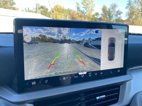 New 2026 Ford Explorer Active w/ Active Comfort Package image 28