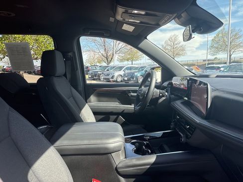 Used 2025 Chevrolet Suburban LS w/ Max Trailering Package image 25